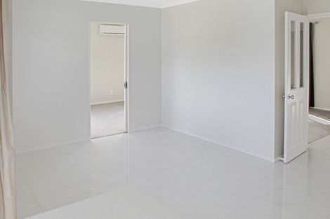 Photo of property in 94 Summerhill Drive, Fitzherbert, Palmerston North, 4410