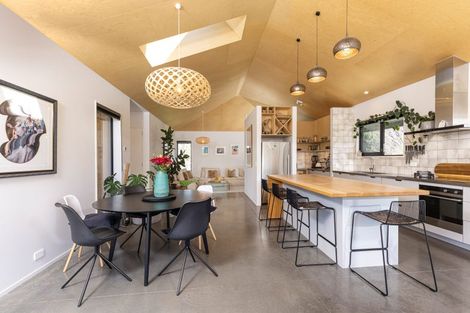 Photo of property in 5 Loach Road, Hawea Flat, Wanaka, 9382