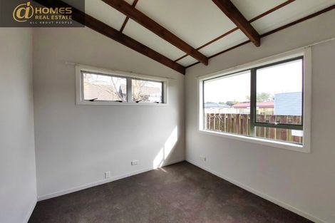 Photo of property in 40 Eyre Street, Henderson, Auckland, 0612