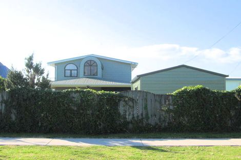 Photo of property in 89 Captain Cook Road, Cooks Beach, Whitianga, 3591