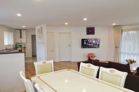 Photo of property in 16 Studfall Street, Pakuranga Heights, Auckland, 2010