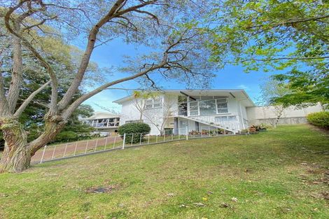 Photo of property in 8 Orion Place, Hillcrest, Auckland, 0627