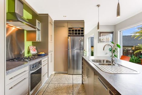 Photo of property in 7 Greenfield Drive, Western Heights, Hamilton, 3200