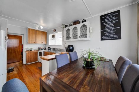 Photo of property in 20 Reid Avenue, Hawera, 4610