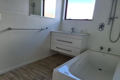 Photo of property in 61 Great North Road, Te Kamo, Whangarei, 0112