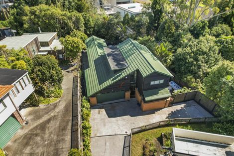 Photo of property in 1/28 Sale Street, Cockle Bay, Auckland, 2014
