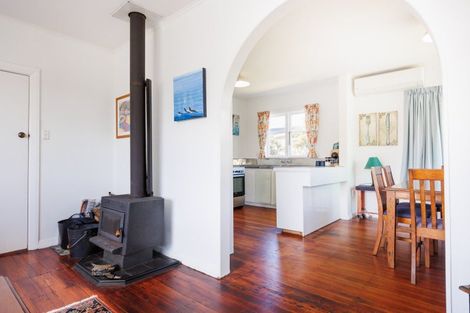 Photo of property in 110 Seabury Avenue, Foxton Beach, Foxton, 4815