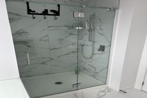 Photo of property in 5/21 Karamu Street, Te Atatu Peninsula, Auckland, 0610