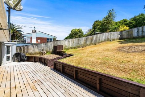 Photo of property in 35 Ogle Crescent, Te Kamo, Whangarei, 0112