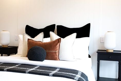 Photo of property in 6 Samuel Place, Terrace End, Palmerston North, 4410