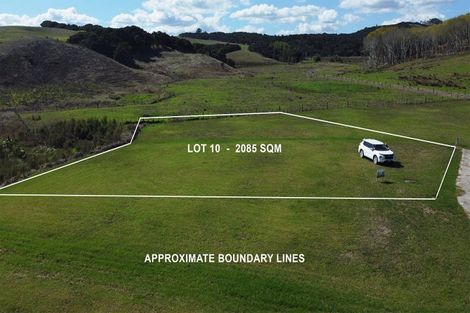Photo of property in 14 Journeys End, Tapora, 0977