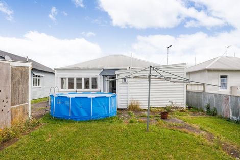Photo of property in 31 Mcgiffert Street, Palmerston North, 4410