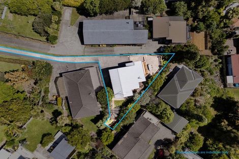 Photo of property in 1/28a Tamahere Drive, Glenfield, Auckland, 0629