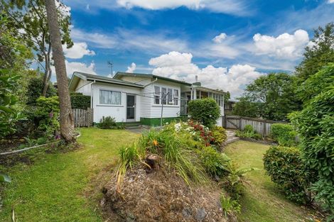 Photo of property in 27 Sunset Street, Hilltop, Taupo, 3330