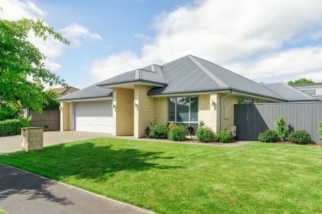 Photo of property in 18 Elmwood Drive, Prebbleton, 7604