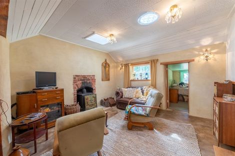 Photo of property in 67 Shag Point Road, Shag Point, Palmerston, 9482