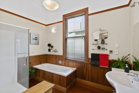 Photo of property in 25 Helston Road, Johnsonville, Wellington, 6037