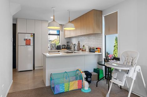 Photo of property in 1/8 New Brighton Road, Shirley, Christchurch, 8061