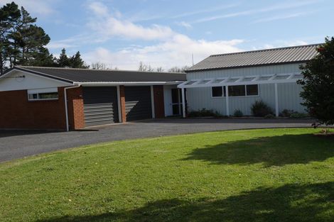 Photo of property in 28 Union Road, Howick, Auckland, 2014