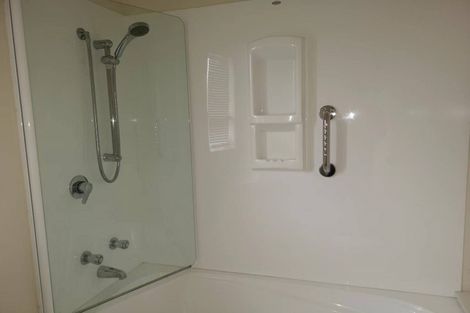 Photo of property in 22 Kaikoura Street, Henderson, Auckland, 0612