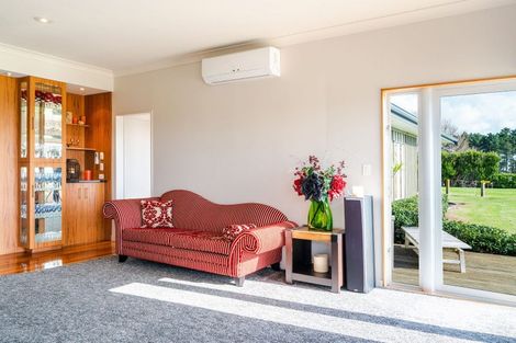 Photo of property in 337d Clarks Beach Road, Clarks Beach, Pukekohe, 2679