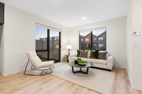 Photo of property in 3 Aquamarine Road, Rosehill, Papakura, 2113