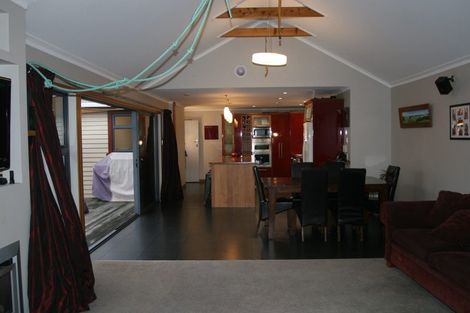 Photo of property in 36 Fitzroy Road, Fitzroy, New Plymouth, 4312