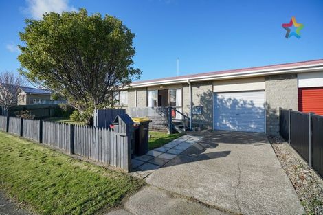 Photo of property in 107 Mavora Crescent, Heidelberg, Invercargill, 9812