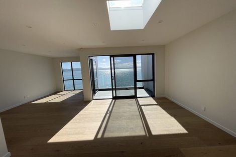 Photo of property in 148u9 Evans Bay Parade, Roseneath, Wellington, 6021