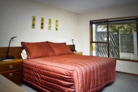 Photo of property in 72 Sarabande Avenue, Redwood, Christchurch, 8051