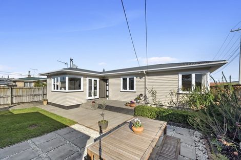 Photo of property in 10 Poaka Avenue, Dinsdale, Hamilton, 3204