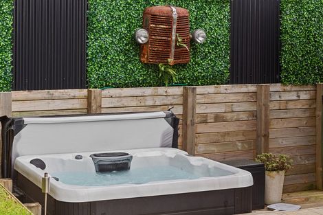 Photo of property in 111 Pacific View Drive, Whangamata, 3620