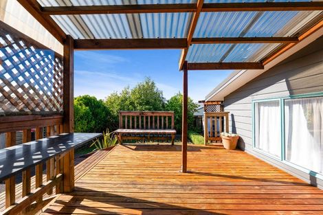 Photo of property in 28b Poplar Grove, Whalers Gate, New Plymouth, 4310