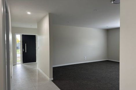 Photo of property in 11 Cassin Place, Taradale, 4112