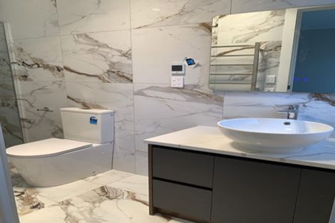 Photo of property in 26 Ballyalton Crescent, Flat Bush, 2019