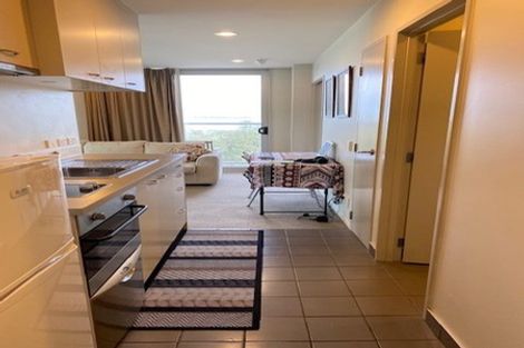 Photo of property in 909/17 Osterley Way, Manukau, Auckland, 2104