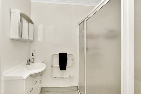 Photo of property in 8e Heath Street, Mount Maunganui, 3116