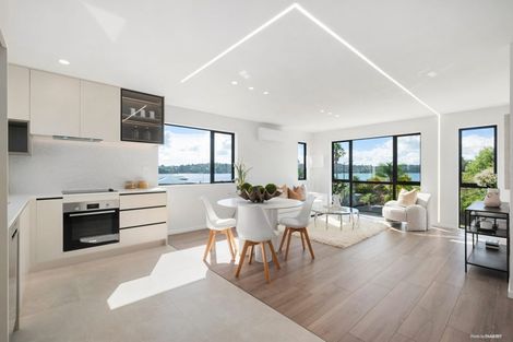 Photo of property in 50 Observation Green, Hobsonville, Auckland, 0616