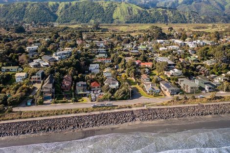 Photo of property in 25 The Esplanade, Raumati South, Paraparaumu, 5032