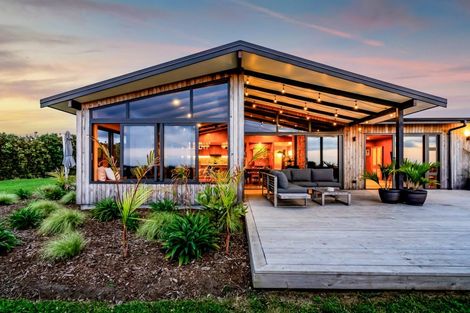 Photo of property in 27 Wilson Road, Urenui, 4375