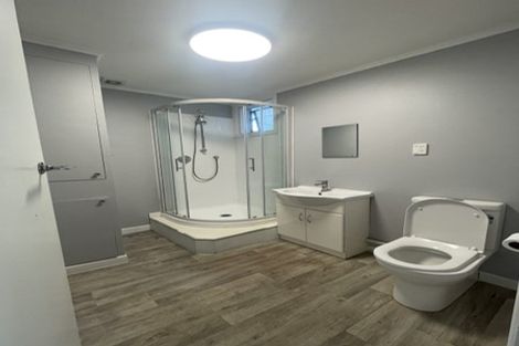 Photo of property in 196 Glenmore Street, Northland, Wellington, 6012