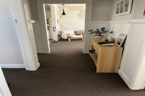 Photo of property in 1/1 Brooklyn Road, Mount Cook, Wellington, 6011
