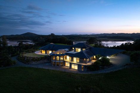 Photo of property in 39 Tongatu Road, Ngunguru, Whangarei, 0173