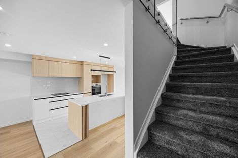 Photo of property in 6 Harikoa Way, Karaka, 2113