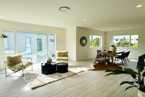 Photo of property in 84 Arran Drive, Orewa, 0931