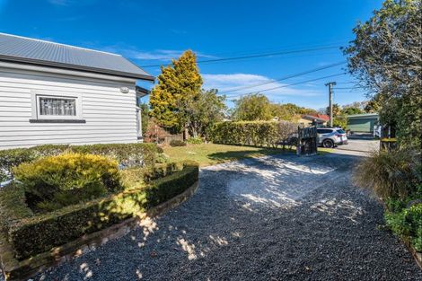 Photo of property in 13 Kowhai Terrace, Saint Martins, Christchurch, 8022