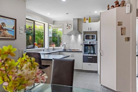 Photo of property in 5 Kirtle Close, Pyes Pa, Tauranga, 3112