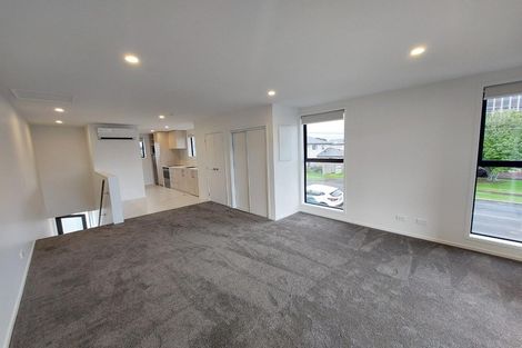 Photo of property in 2/87 Taikata Road, Te Atatu Peninsula, Auckland, 0610