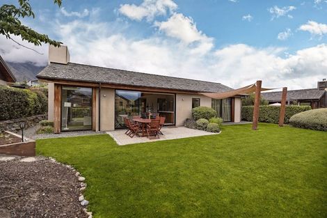 Photo of property in 5 Glengarry Court, Jacks Point, Queenstown, 9371