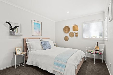 Photo of property in 11 Trevally Place, Snells Beach, 0920